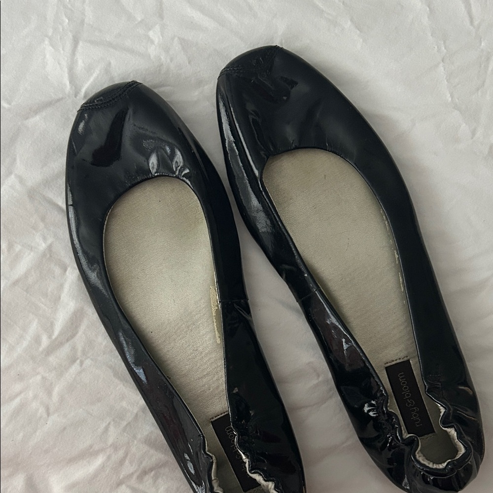 Stylish Black Patent Leather Flats